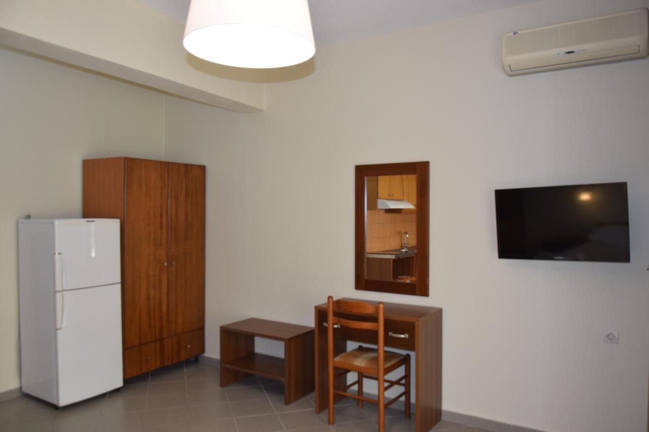 Zotos Apartment ฮีมาเรอ ภายนอก รูปภาพ